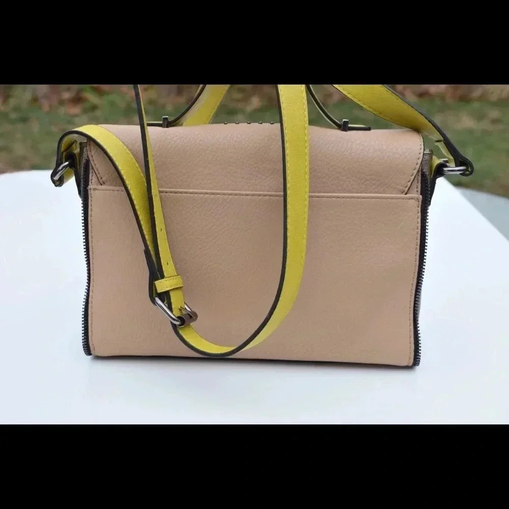 Gianni Bini cross body bag